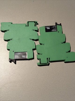2x Phoenix Contact PLC-BSC-24DC/213