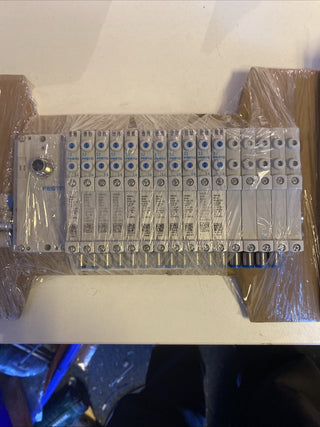 Festo Ventilinsel VTUG-14-VRPT-S8-B1T-Q10-UL-Q6S-E3J5EJE5L  Neu3