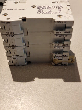 Merlin Gerin Multi 9 C60N C32 3-polig Leitungsschutzschalter | 3P LS-Schalter |4