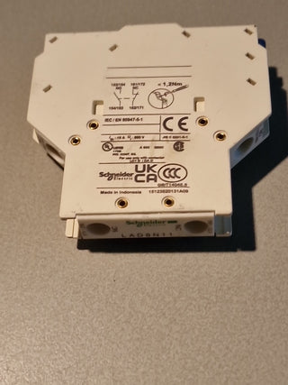 Ruilogod 60947-5-1 50 / 60Hz UI 500V elektrischer Strom AC-Hilfskupplungsblock#90