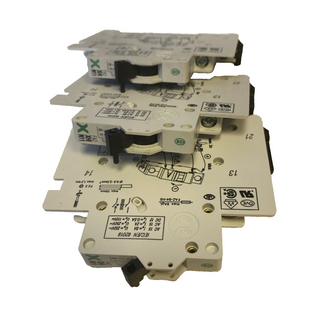 3X Eaton (Moeller) Hilfsschalter 1S 1Ö FAZ-XHIN113