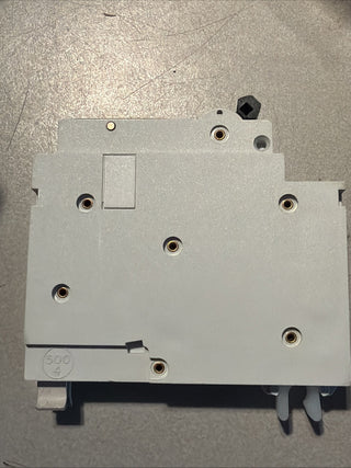 4X QUADRAT D 16 AMPERE KURVE C 16  KA DREIPOLIGER MCB-SCHALTER QOE 100001