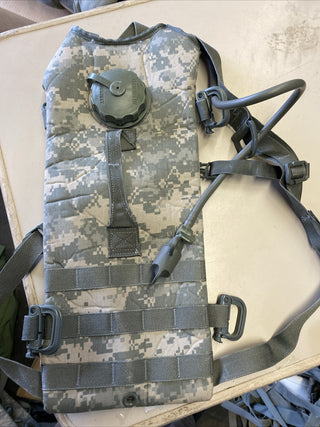 US-Army, Molle II Trinksystemträger, mit 3L, 100oz.9