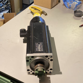 INDRAMAT Indramat Servomotoren MAC090C-0-GD-3-C/110-B-112