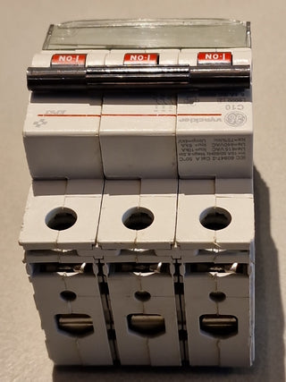 Vynckier C10 Leistungsschalter 400V geb1
