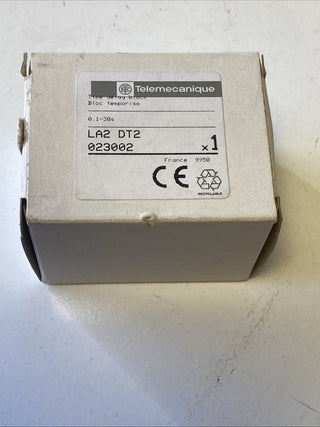 Telemecanique Zeitblock LA2 DT2 LA2DT2 time delay contact block 0,1-30s2