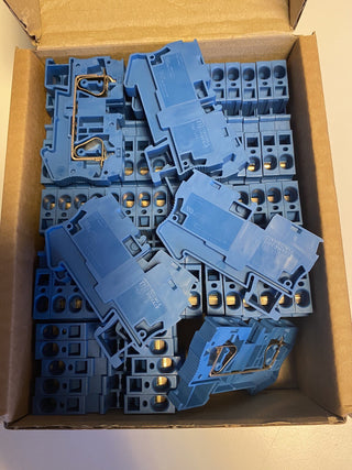 49x Phoenix Contact ST 6 BU Durchgangsreihenklemme 3031500 Zugfeder Blau Neu1