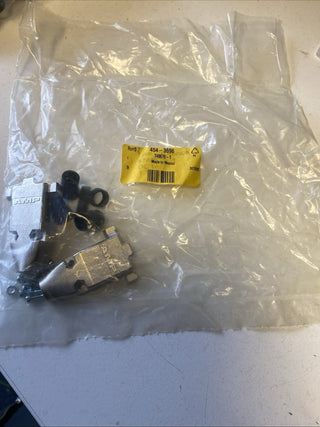 TE Connectivity AMPLIMITE D-Sub-Gehäuse 9-polig Gerade | Typ 5748676-1 (RS 454-3