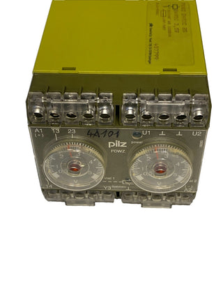 Pilz 407799 Stillstandswächter PDWZ UB 24VDC/UM 5V | Sicherheitsrelais gebraucht