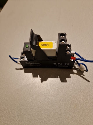 Schneider Electric RZM031BN / RSZE 1S48M Relais-Modul 24–60VDC gebraucht0