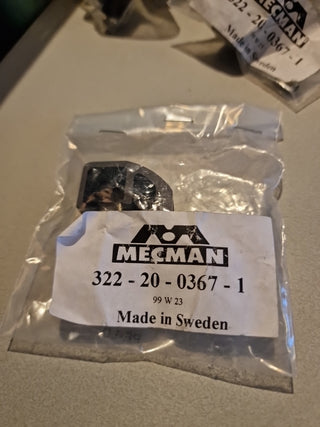 10x Mecman Halterung 322-20-0367 für Näherungsschalter neu0