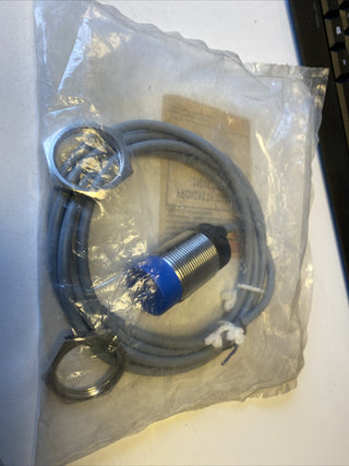 Carlo Gavazzi / Electromatic EI3015PPCS Induktiver Näherungssensor – NEU & OVP4