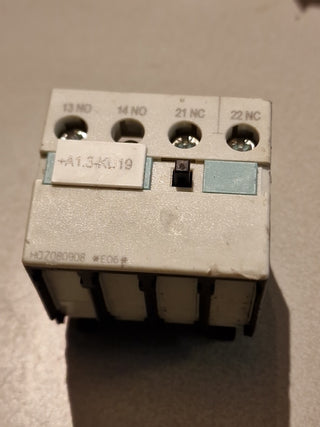 Siemens 3RH1921-1LA11 Hilfsschalterblock Hilfsschütz 1NO+1NC S0-S12 Gebraucht0