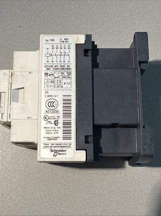 Telemecanique Hilfsschütz CAD32B7; 24V 50/60Hz2