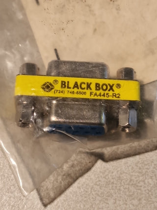 Black Box FA445-R2 Gender Changer DB9 Buchse/Buchse Adapter – NEU1