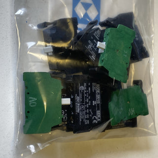 10x Allen Bradley 800E-3X10 Ser.a Contact Block4