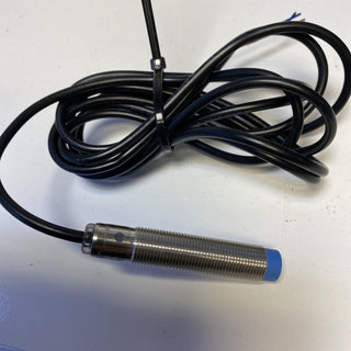 SICK IME12 M12 Näherungssensor Induktiv, Gewinderohr 4 mm PNP 10 → 30 VDC / 2001