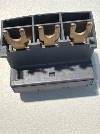 Telemecanique Anschlussblock GV1-G09 ,690V 63A4
