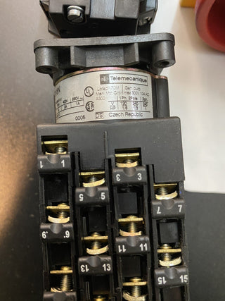 Posten Verschiedene Schalter Moeller /Schneider Not Schalter 4