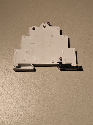 ABB Ein / Aus Schalter 2CCA703005R0001 E211-16-20 - 16 A, 250/400 V AC,#92