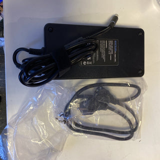 240W 19.5V 12.3A Laptop Netzteil Ladekabel Ladegerät für Dell Alienware 13 14 150