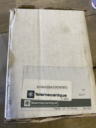 TELEMECANIQUE Canalis KSA 02 2 SCHUKO Abgangskasten – NEU / OVP1