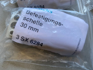 Siemens 3SX6284 Befestigungsschelle für M30 Sensoren – NEU & OVP2