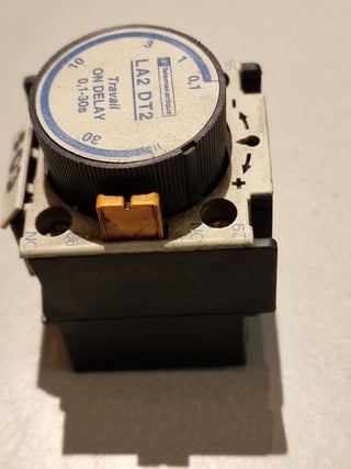 Telemecanique LA2 DT2 Zeitverzögerungsblock Hilfskontaktblock 0,1-30s Gebraucht0