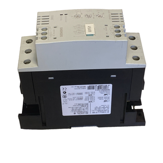 Siemens SIRIUS Softstarter 3RW3034-1AB14 | 15kW 32A Baugröße S2 | Gebraucht0