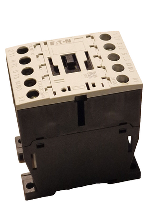 Eaton DILM7-10 Leistungsschütz 230V 50Hz 240V 60Hz 3kW 7A gebraucht1