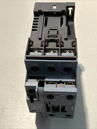 Siemens SIRIUS Leistungsschütz 3RT2027-1BB405