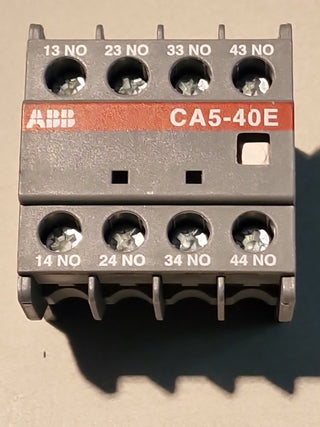 1x ABB CA5-40E Hilfskontaktblock Hilfsschalterblock 4 Schließer frontseitig GEB5