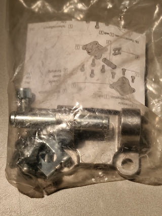 1PC FESTO SNCB-50 174392 Zylinder Ohrring Halterung Neu2