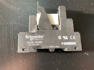 Schneider Stecksockel RSB1A160 + RSB2A080 Interfacerelais geb2