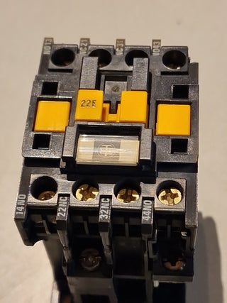 1x Telemecanique CA2-DN2229 A65 Hilfsschütz Schütz 220V AC (K74)#2 gebraucht0