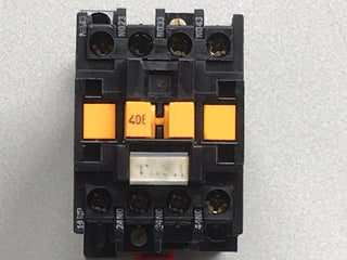 Telemecanique CA2-DN140 Hilfsschütz Steuerrelais 24V AC 4 Schließer – Gebraucht0