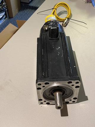 Indramat MAC090B-0PD-4-C/110-B-1/WA611XX Servomotor inkl. Stegmann AG 661 Geber16