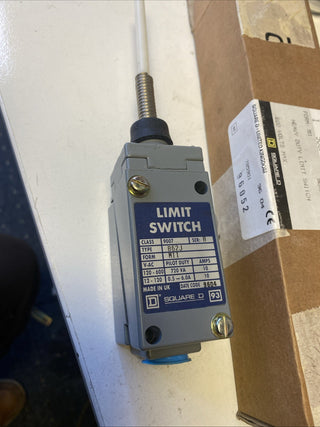 Square D 9007-B62J Endschalter / Limit Switch – Wobble Stick – NEU & OVP3
