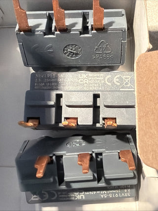 Siemens 3RV1915-5A 3-Phasen-Einspeiseklemme für Sammelschiene (S0/S00)5