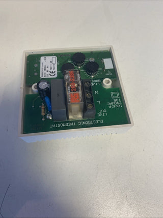 RS PRO 279-8591 PIR Bewegungsmelder Wandschalter 10A 230V neu3