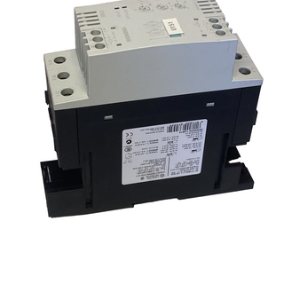 Siemens SIRIUS Softstarter 3RW3034-1AB14 | 15kW 32A Baugröße S2 | Gebraucht5