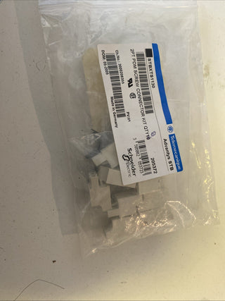 8x Schneider Electric STBXTS11302
