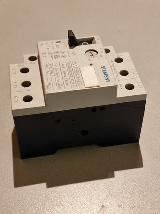 SIEMENS  3VU1300-1MJ00  2.4-4A1