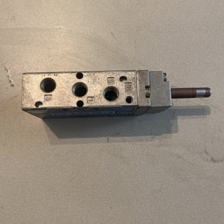 Festo Magnetventil 19758 MFH-5-1/8-B 5/2-Wege G1/8" Tiger Ventil gebraucht top
