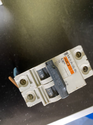 Merlin Gerin multi9 C60N C2 Leitungsschutzschalter 2A 400V gebraucht1