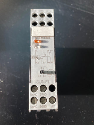 Siemens 3UN2100-0CB4 Thermistor-Motorschutzrelais 3UN21 geb0