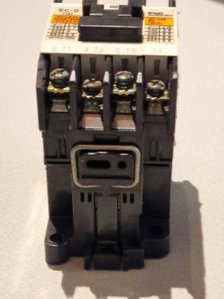 Fuji Electric SC-0 (13) Schütz 110V/120V AC Spule Schütz GEBRAUCHT1