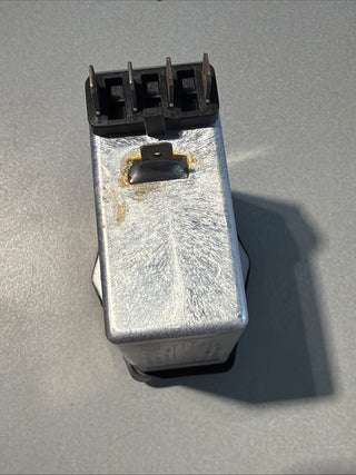 1x Schaffner FN394E-6-05-11 Netzfilter IEC-Stecker Sicherung Schalter NEU o.OVP4