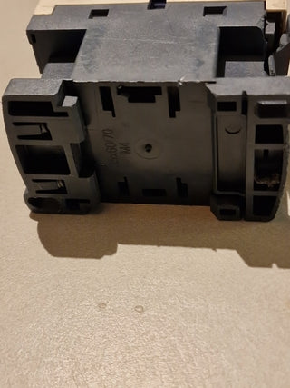 Telemecanique cad32 m7 Schütz 220V 50/60z5
