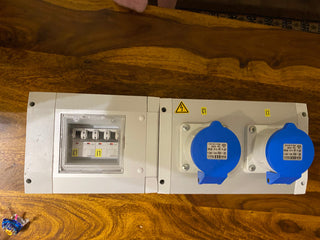 Siemens BD01 Abgangskasten mit 32A CEE Steckdose | Gebraucht5